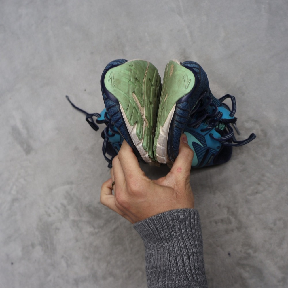Brooks Womens 8.5B Athletic Shoes Blue Adrenaline GTS 18 Mesh Running Training - Picture 14 of 15